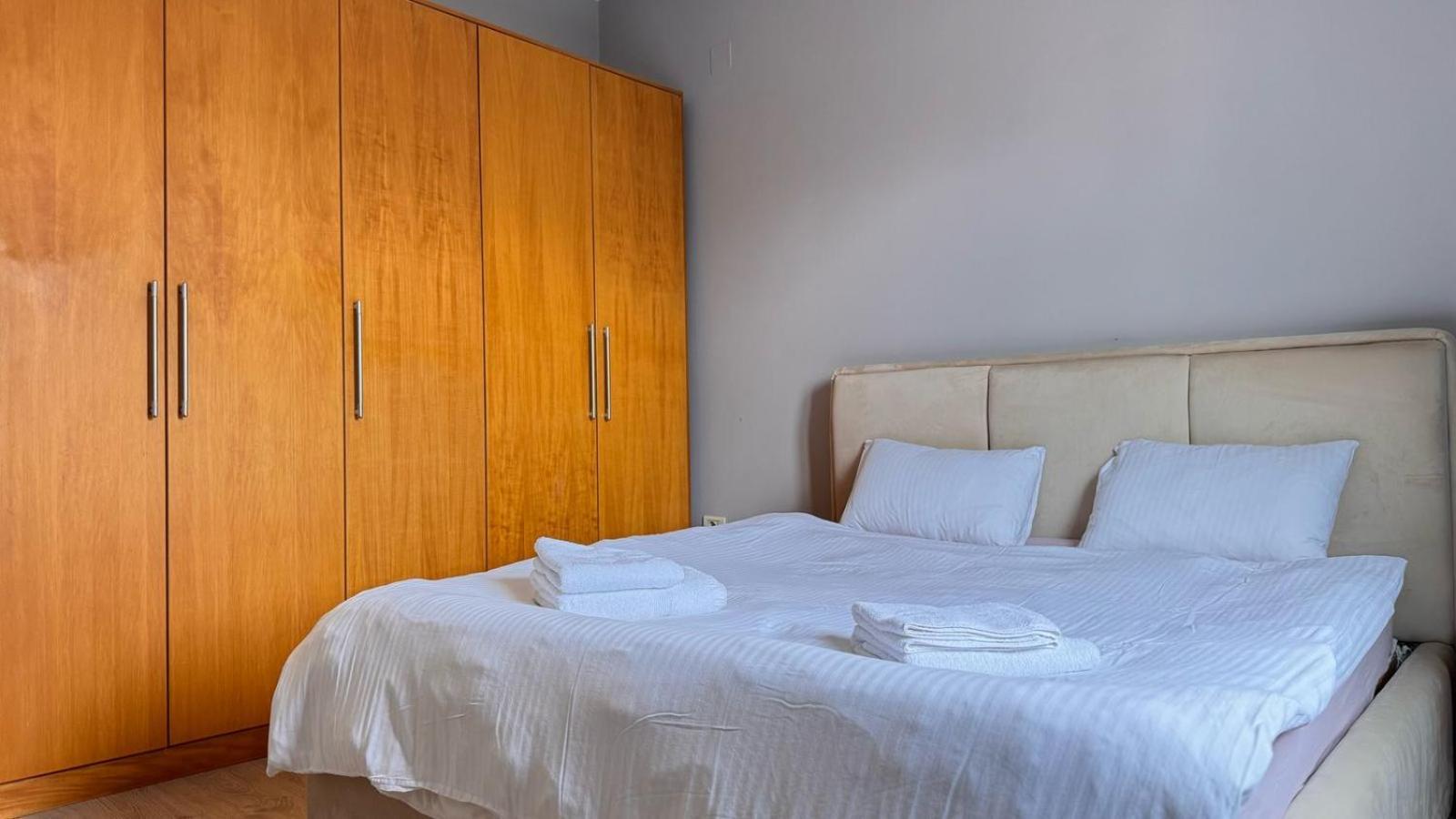 Terrace Flat In Heart Of Tirana Apartment Exterior photo